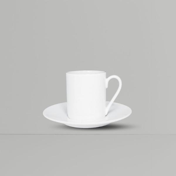 Một ly cà phê được bảo quản tốt, sạch sẽ và sáng bóng