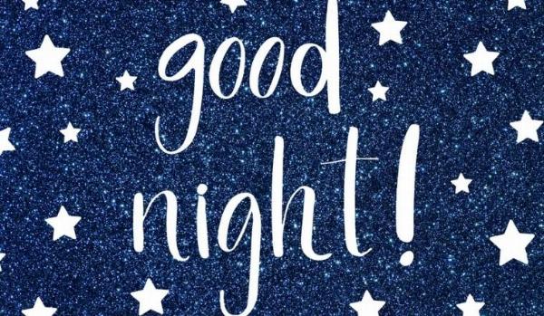 Meme chúc ngủ ngon hài hước với hình ảnh thú cưng buồn ngủ, tạo tiếng cười sảng khoái trước khi đi ngủ